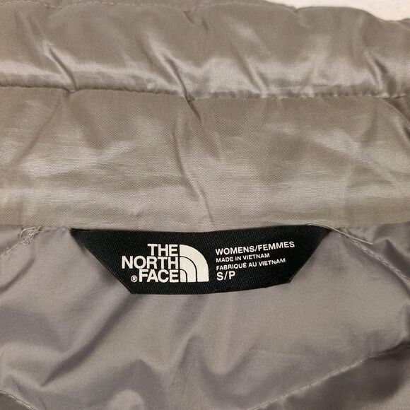 The North‎ Face Womens S Aconcagua 550 Down Puffer Vest Silver Gray Jacket Hike - Picture 7 of 13